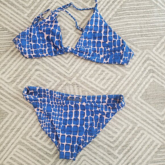 Skatie Bikini Bundle (2 bikinis) - Picture 1 of 6